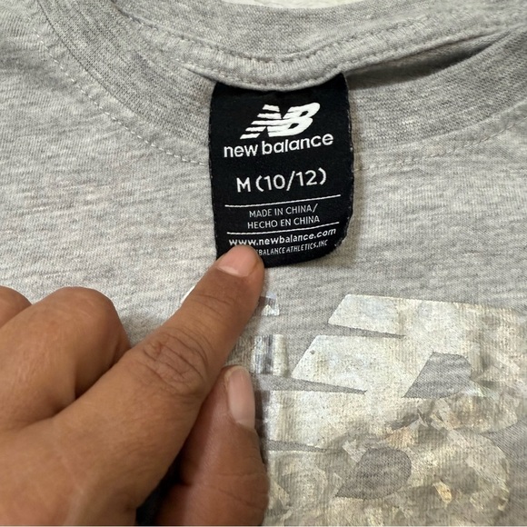🍁3/$15 New Balance Kids Light Gray Long Sleeve Tee - Picture 3 of 4